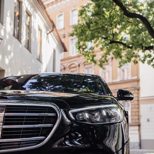 services a to b chauffeur min